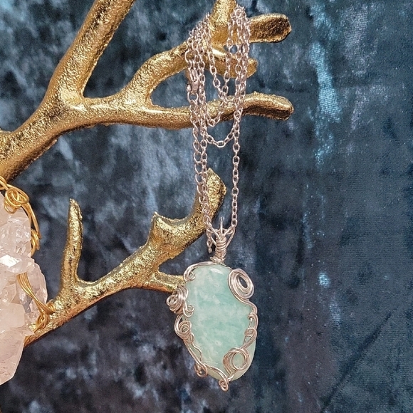 Handmade - Wire Wralled Amazonite CA and Aqua Pendant Necklace - Picture 5 of 7